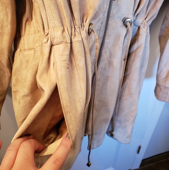 DANIER Beige Suede Utility Hooded Jacket - Picture 5 of 8